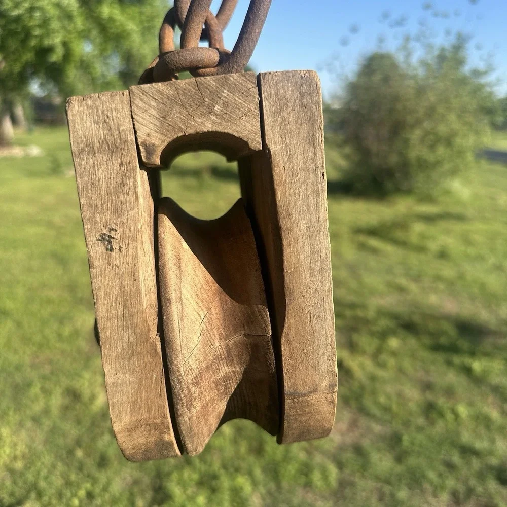 Antique Block and Tackle Barn / Maritime Pulley Hay Loft Wooden Iron Rustic 6.5